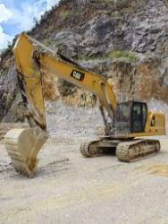 CAT 330GC
