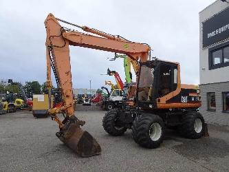 CAT M315
