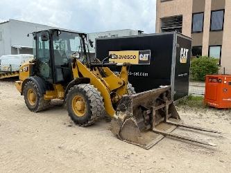 CAT 906