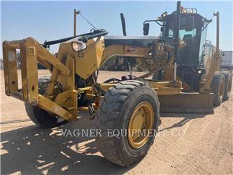 CAT 140M2 AWD