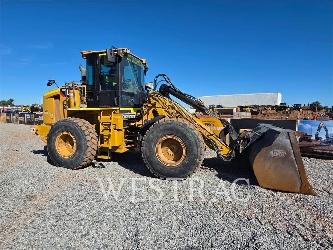 CAT 930H