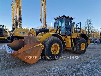 CAT 966M