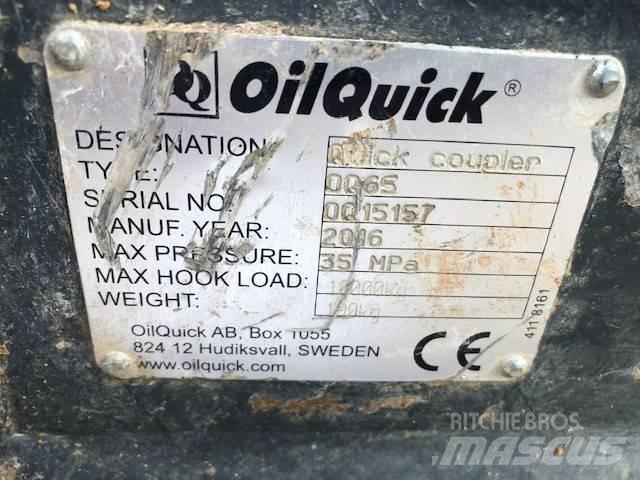 Komatsu PW148-10 Excavatoare cu roti