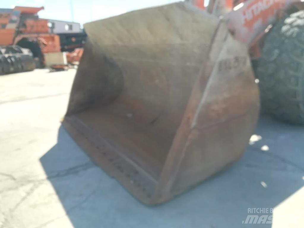 Hitachi ZW 370-6 Incarcator pe pneuri