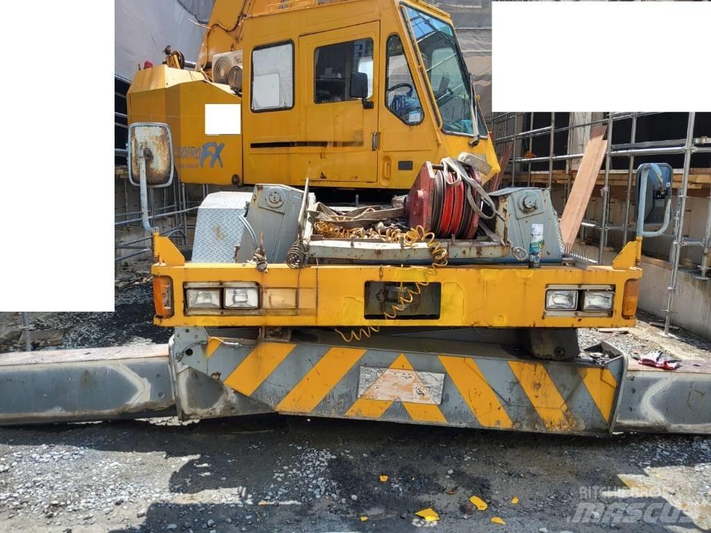 Tadano TR 250 M-5 Macara teren accidentat