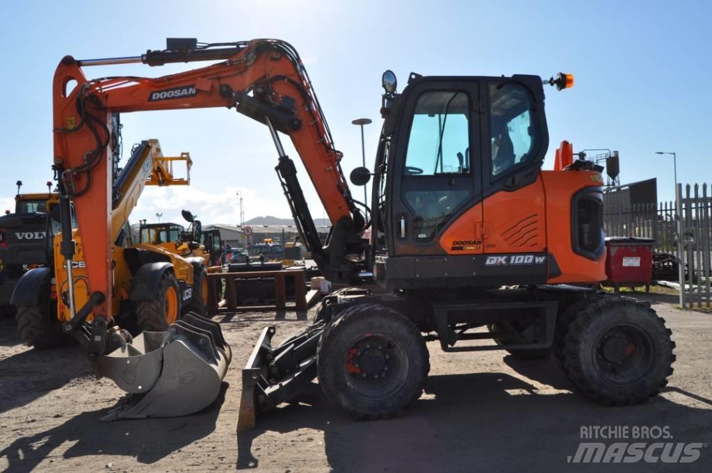 Doosan DX 100-7 Excavatoare cu roti