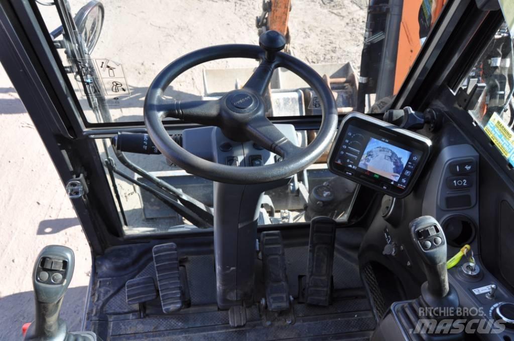 Doosan DX 100-7 Excavatoare cu roti