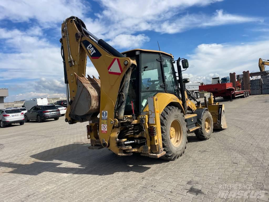CAT 432 Buldoexcavatoare