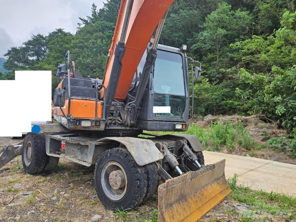 Doosan DX 210 W Excavatoare cu roti