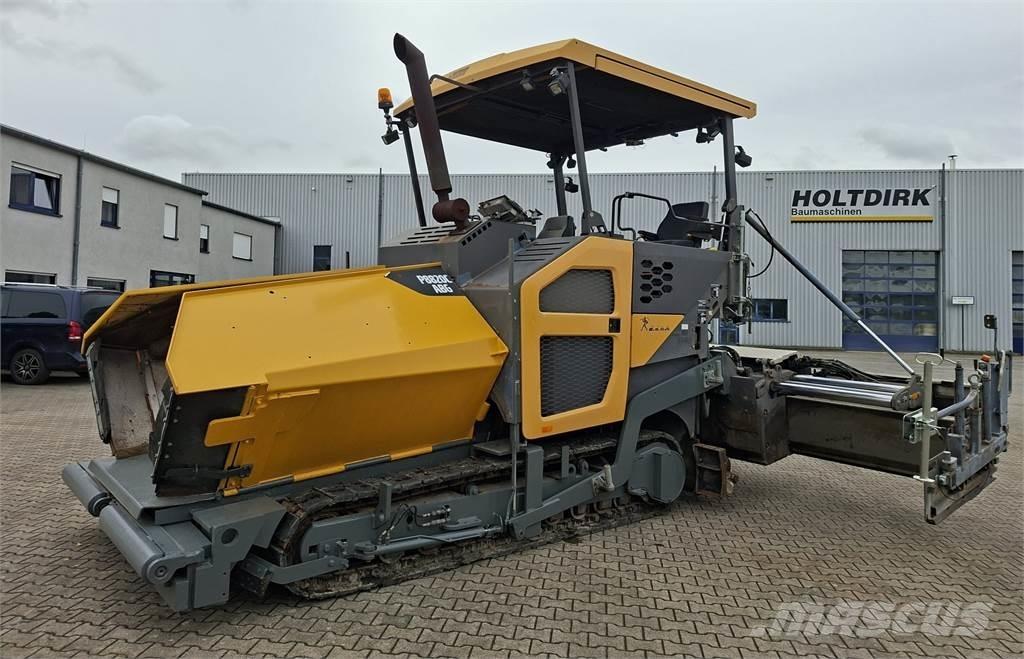 Volvo P 8820 C Pavatoare asfalt