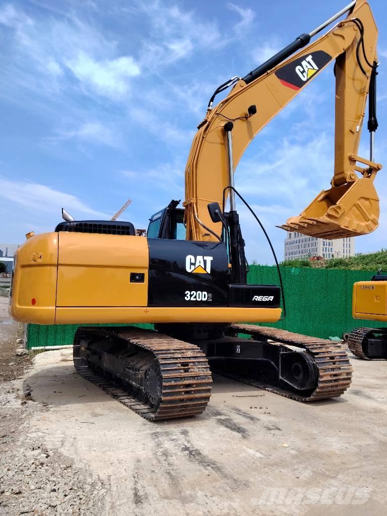 CAT 320D2 Excavatoare pe șenile
