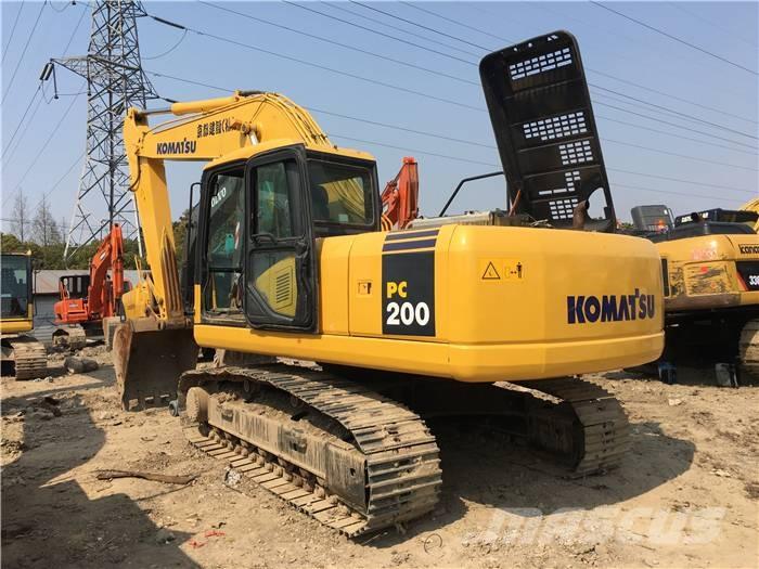 Komatsu PC 200-7 Excavatoare pe șenile
