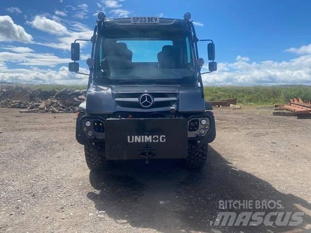 Unimog U435 Autobasculanta