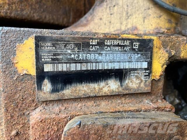 CAT 740 Transportoare articulate