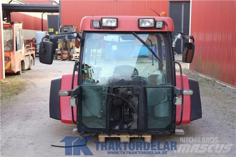 McCormick MTX 185 Cabine si interior