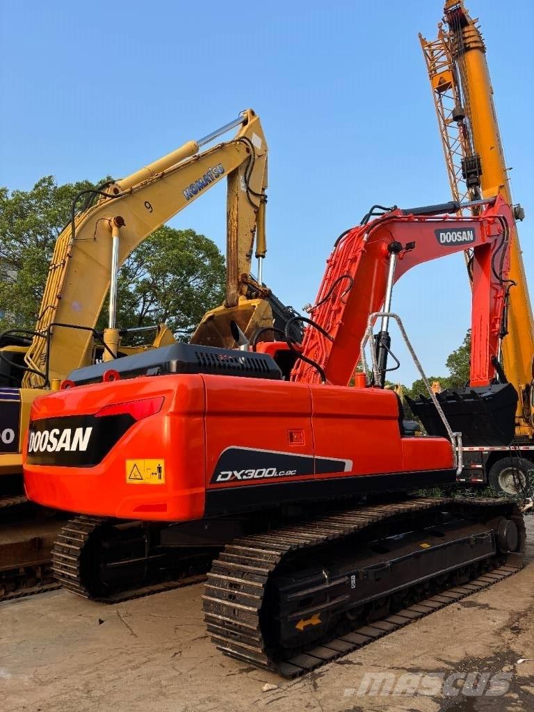 Doosan DX300LC-9C Excavatoare pe șenile
