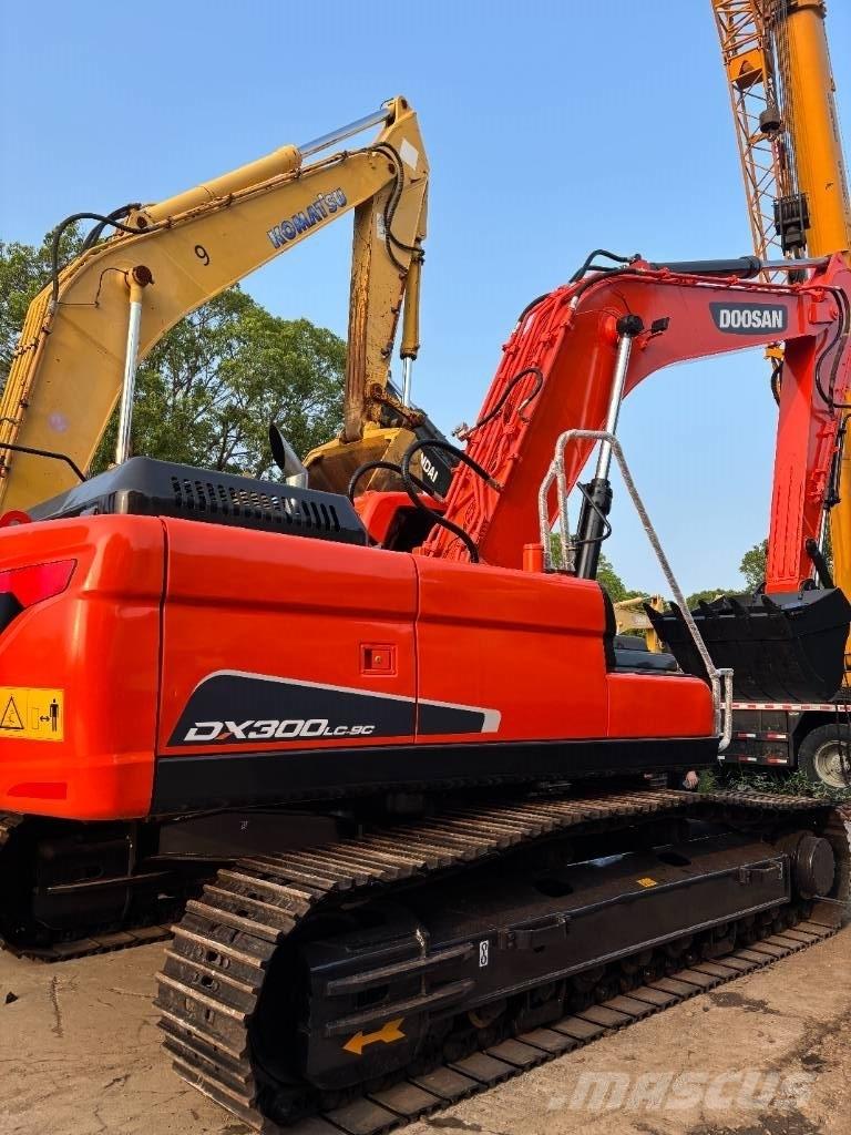 Doosan DX300LC-9C Excavatoare pe șenile
