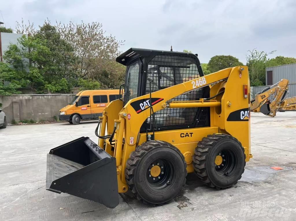 CAT 246B Mini incarcatoare