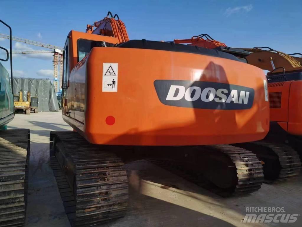 Doosan DH 220 Excavatoare pe șenile
