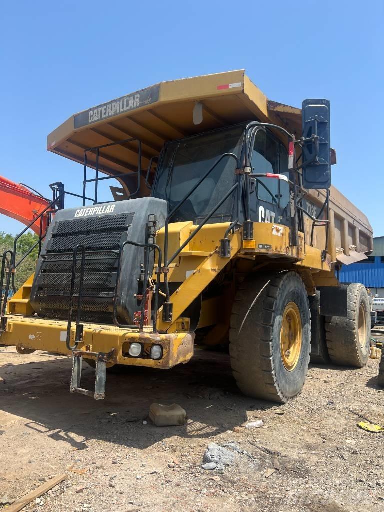 CAT 773F Camioane cu basculante rigide