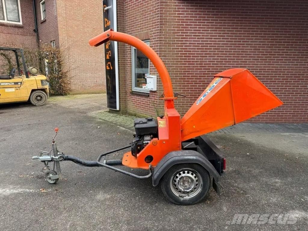 Wolf Hakselaar Masini de tocat lemn