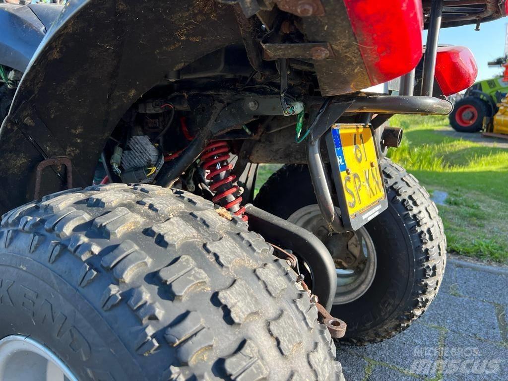 Sym UA18A Vehicule de teren