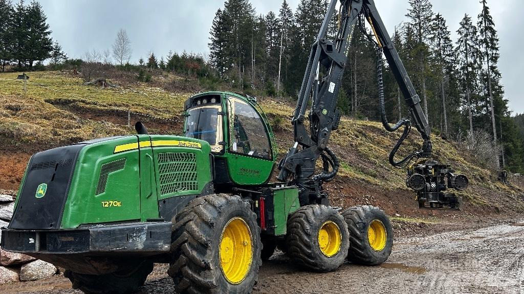 John Deere 1270 E Combine forestiere