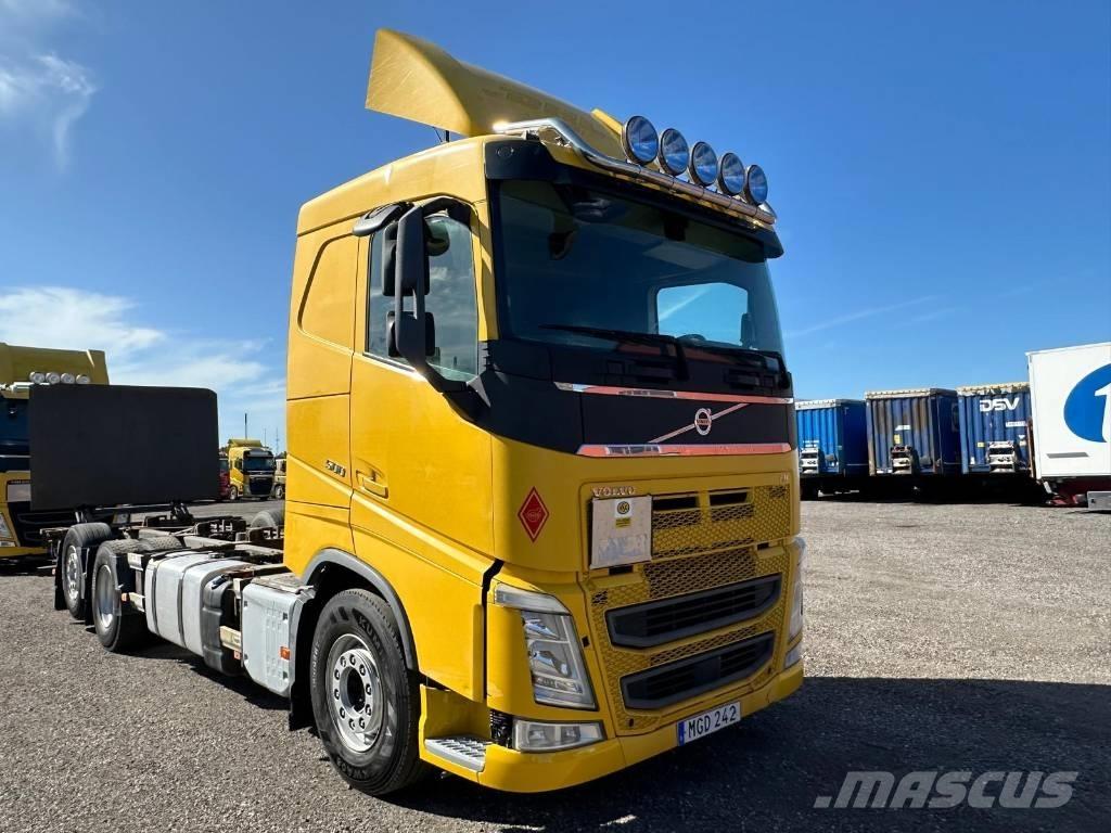 Volvo FH 6X2 6525 Camion cadru container