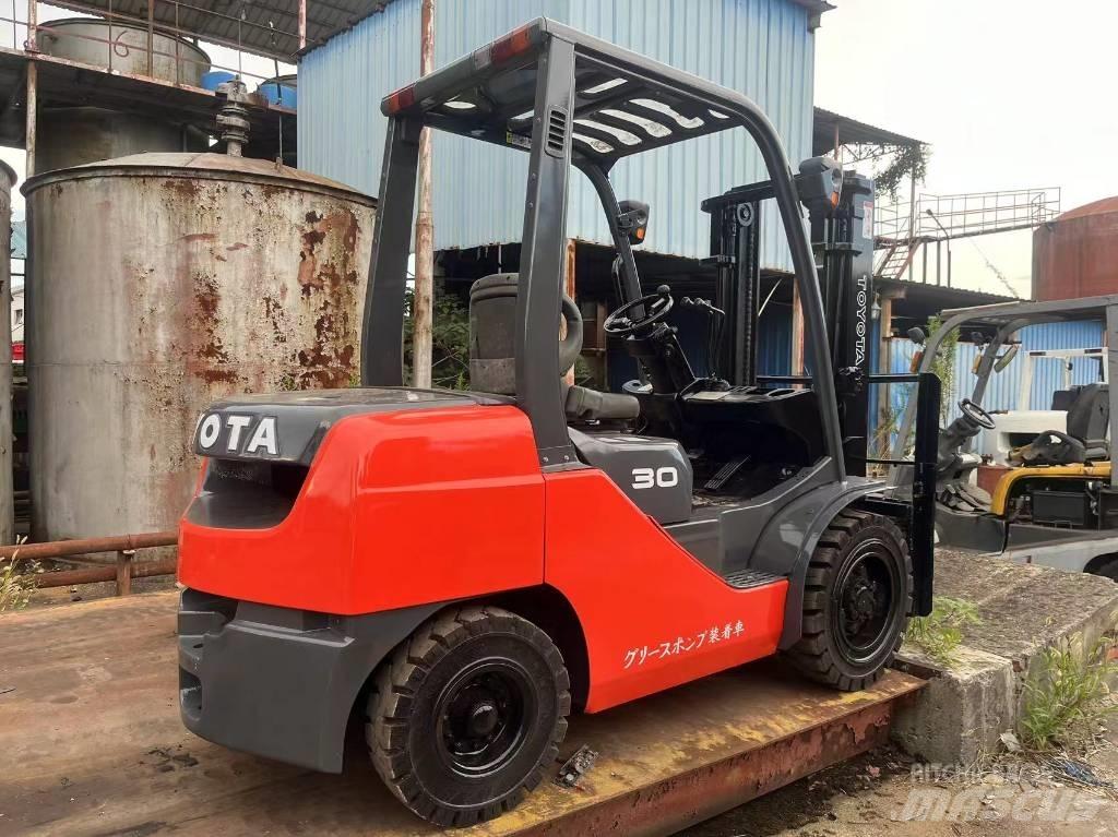 Toyota FD 30 Stivuitor diesel