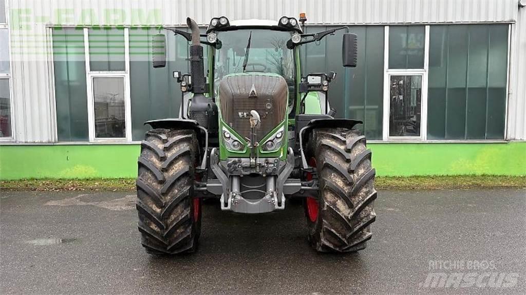 Fendt 828 s4 Tractoare