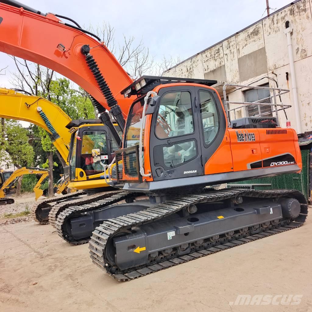 Doosan DX300LCA Excavatoare pe șenile
