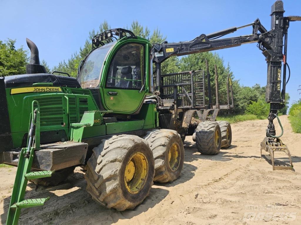John Deere 1210 G Combine forestiere