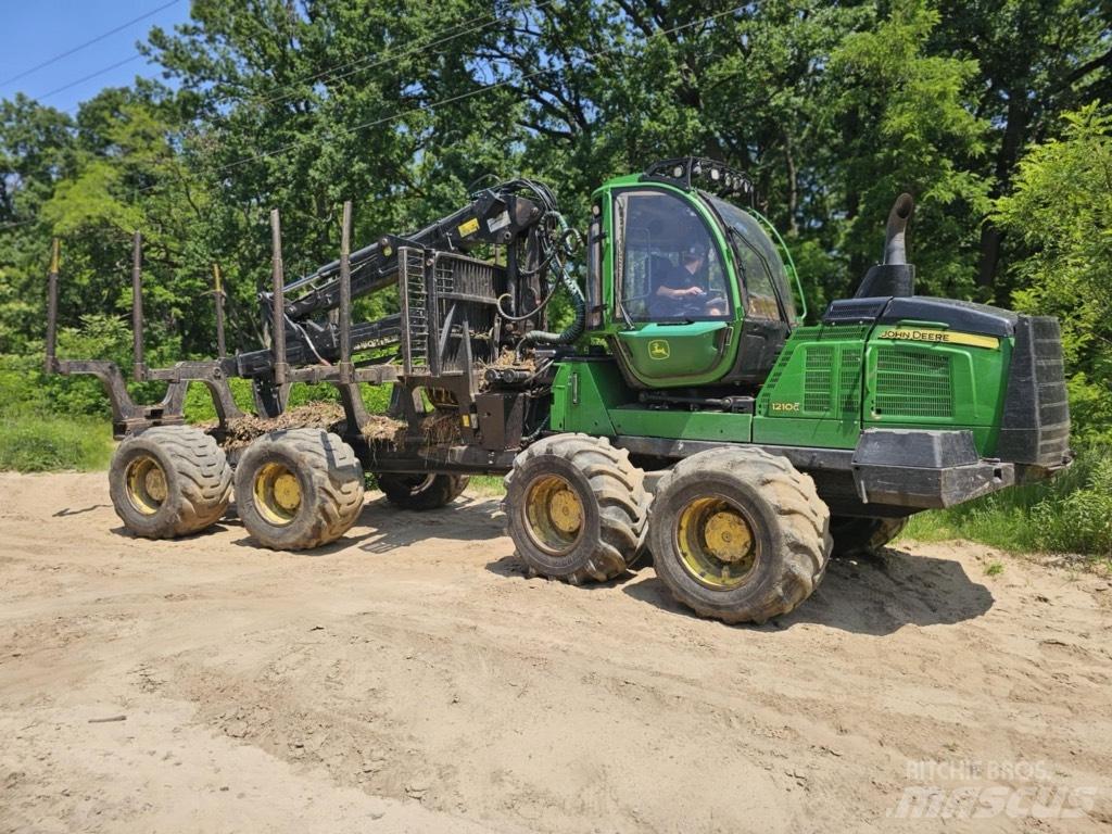 John Deere 1210 G Combine forestiere