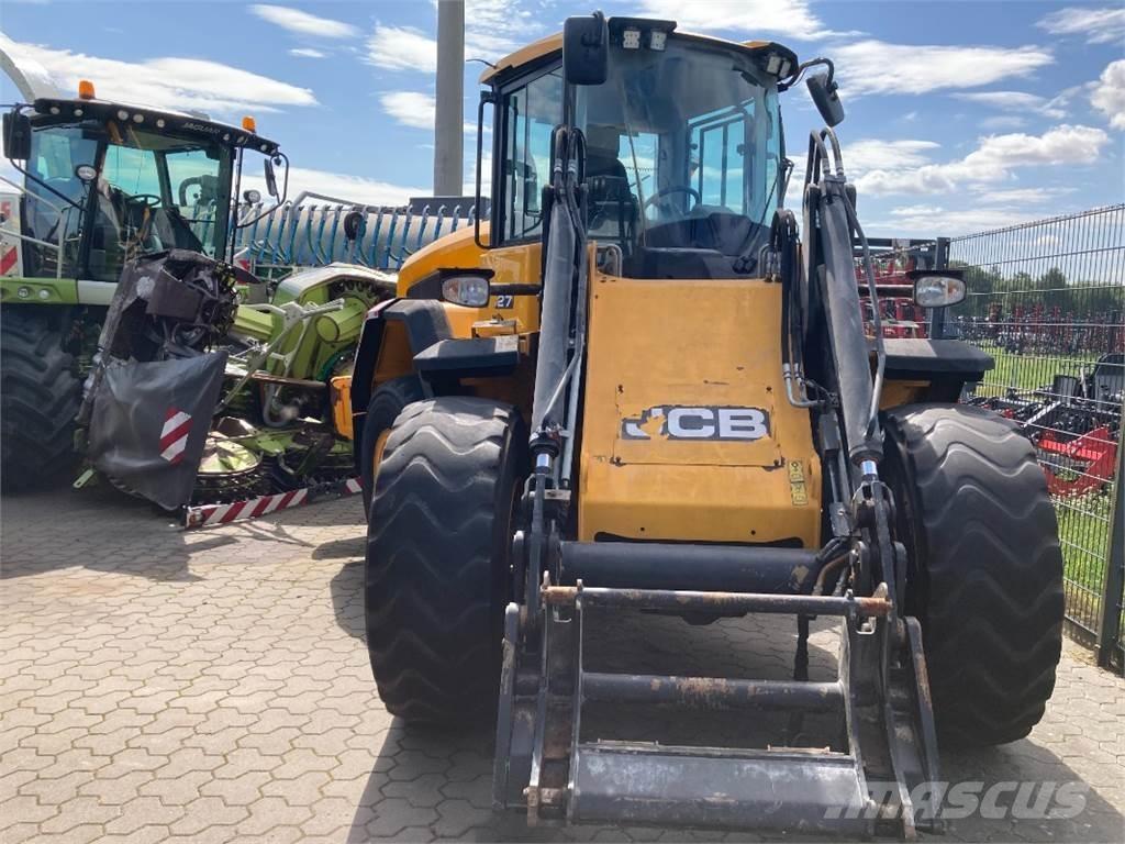 JCB 427 HT Incarcator pe pneuri