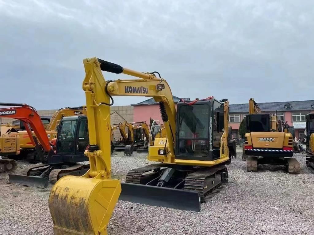 Komatsu PC 70 Excavatoare pe șenile
