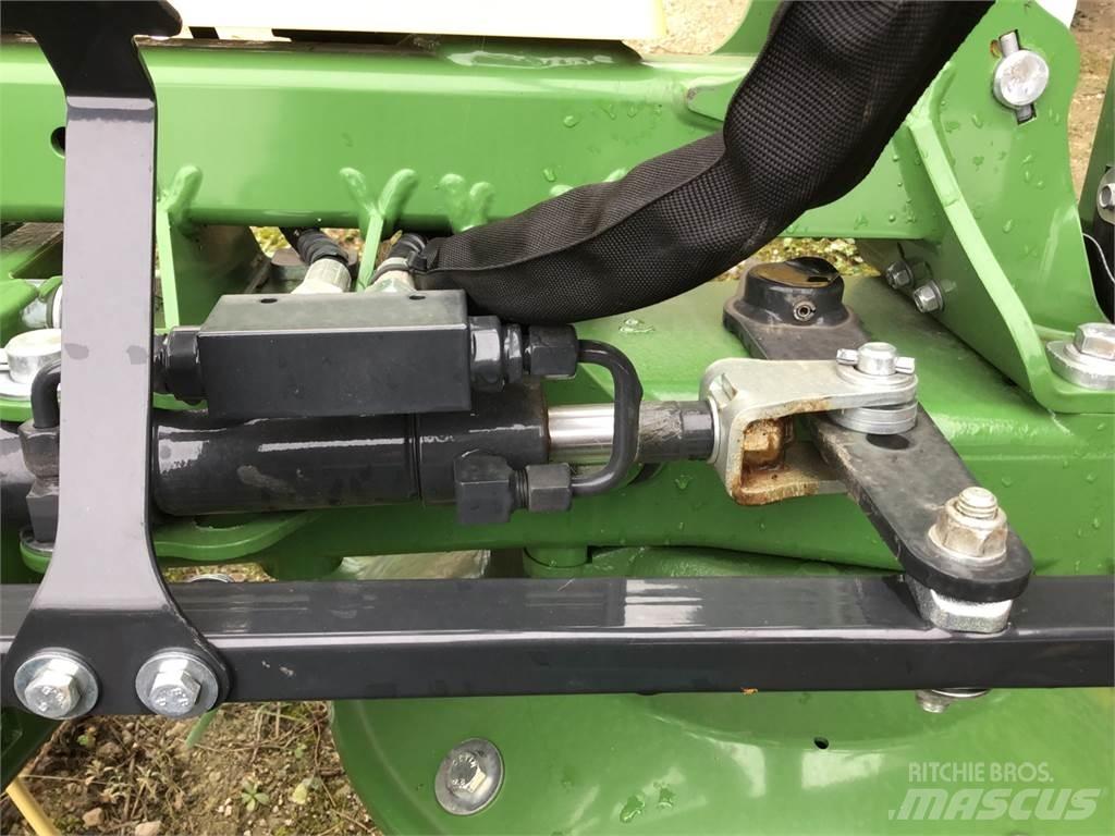 Krone Vendro 820 Greble