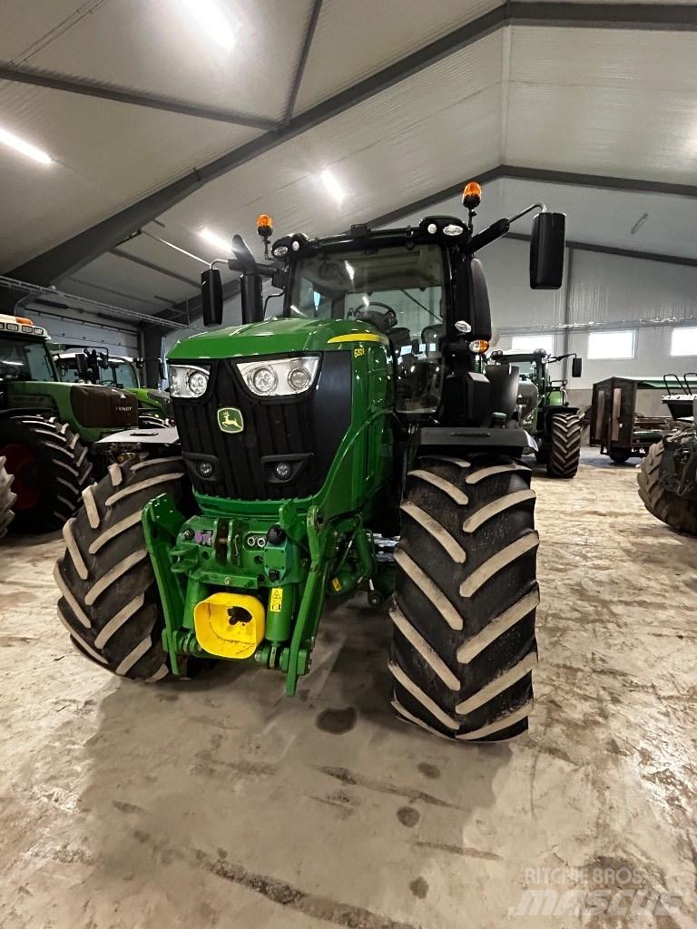John Deere 6250r Tractoare