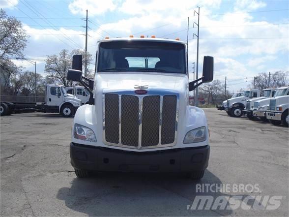 Peterbilt 579 Autotractoare