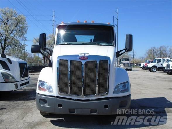 Peterbilt 579 Autotractoare