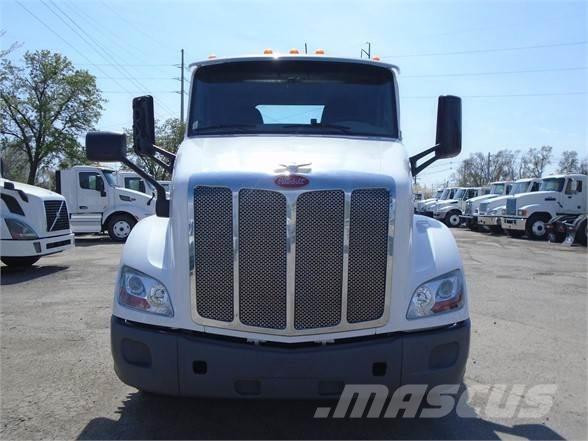 Peterbilt 579 Autotractoare