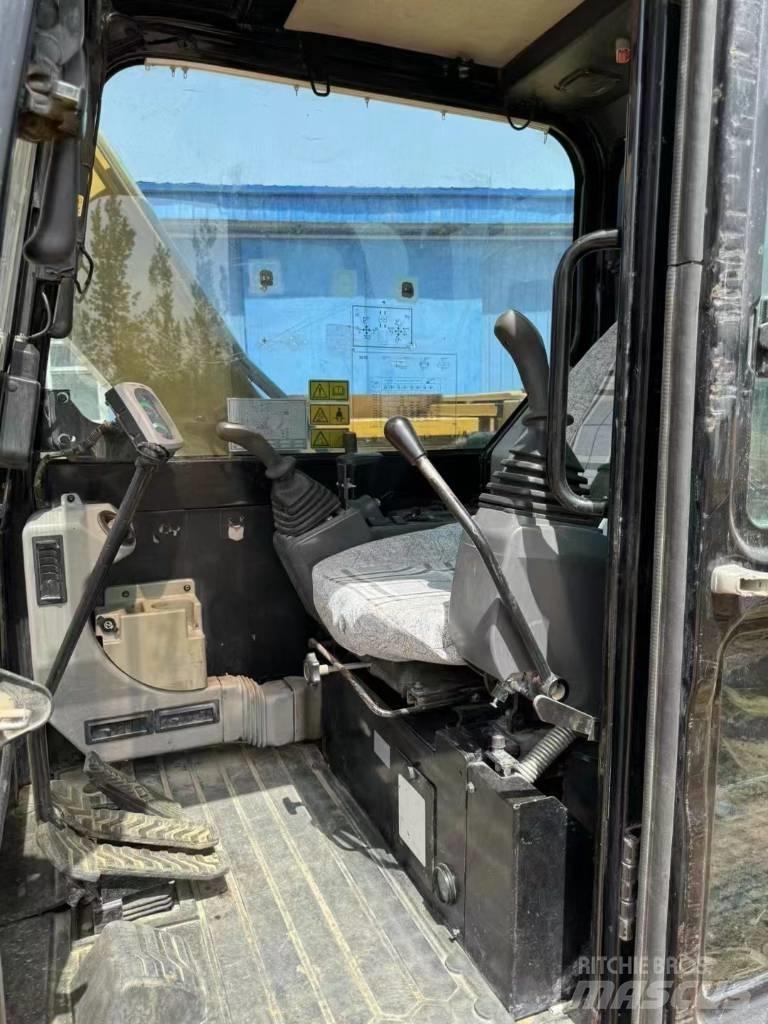 CAT 307 E2 Excavatoare pe șenile
