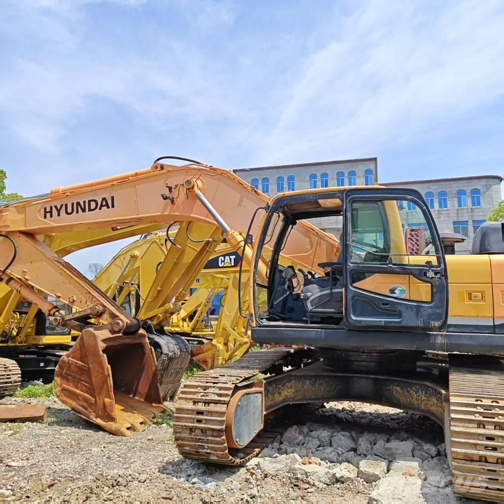 Hyundai R330LC-9S Excavatoare pe șenile
