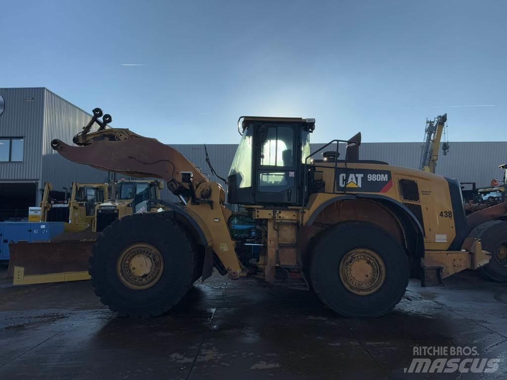 CAT 980M Incarcator pe pneuri