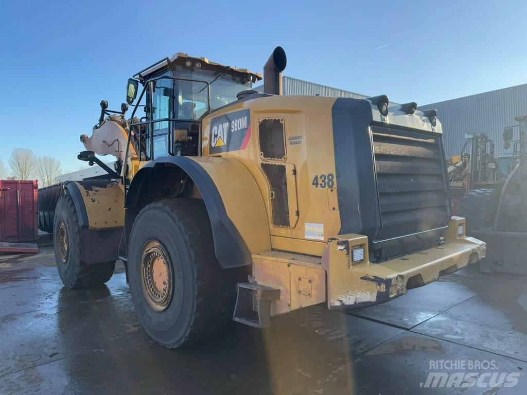 CAT 980M Incarcator pe pneuri