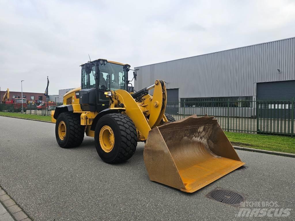 CAT 938 M Incarcator pe pneuri