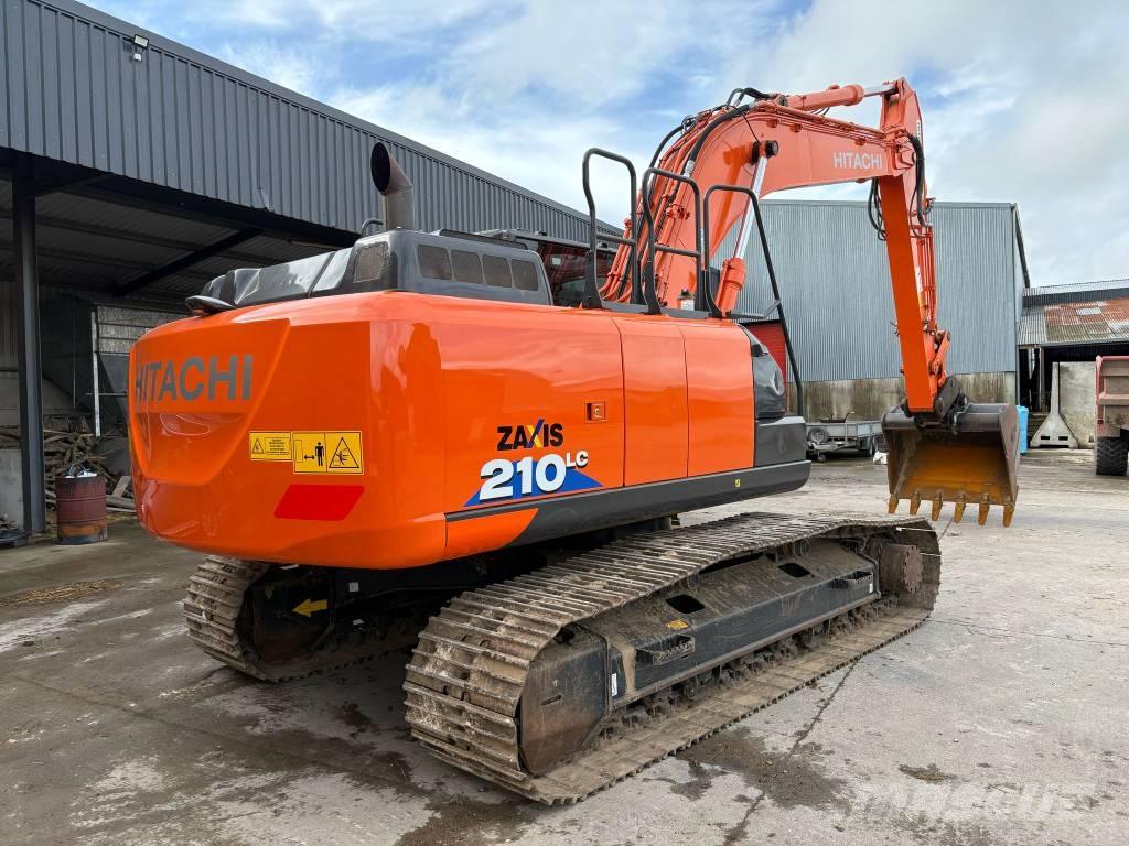 Hitachi 210LC Excavatoare pe șenile
