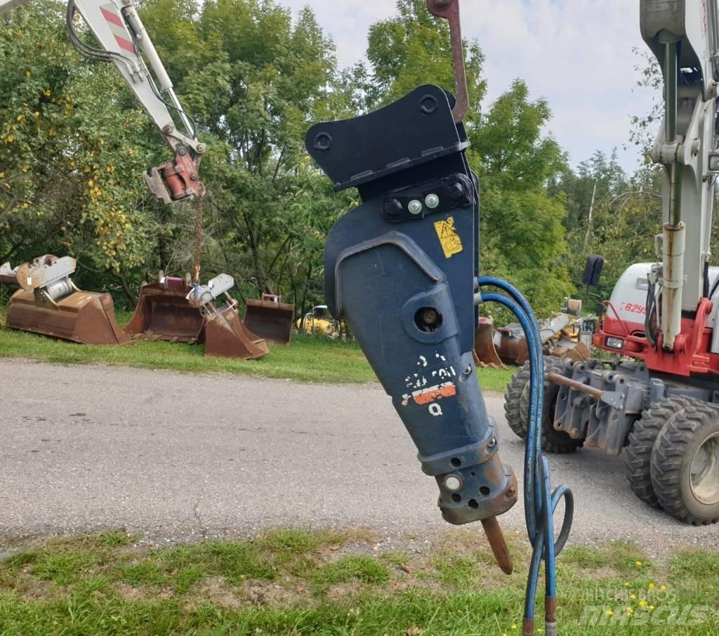 Kubota KXB Ciocane / Concasoare