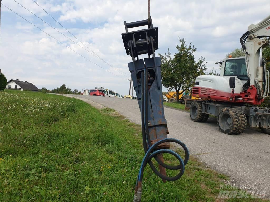 Kubota KXB Ciocane / Concasoare