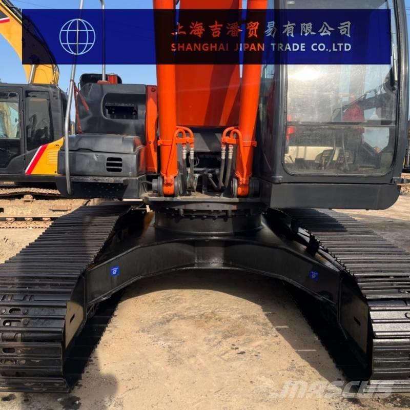 Hitachi ZX 240 Excavatoare pe șenile
