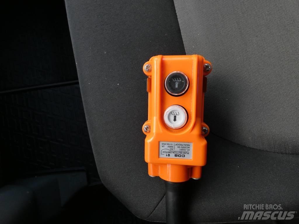 MAN TGE 6.180 Autobasculanta